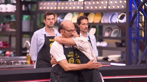 Emotivo momento entre Jorge Herrera y Julián Zuluaga.