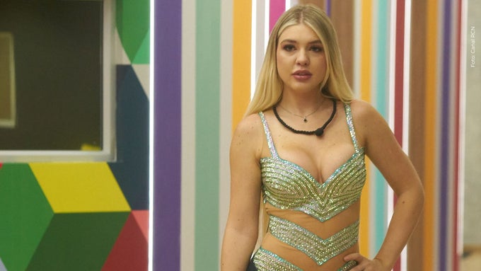 El cambio físico de Yana Karpova Yana Karpova
