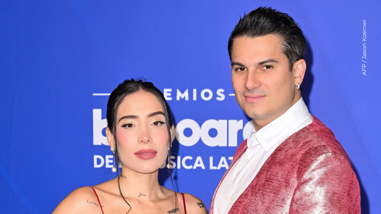 Luisa Fernanda y Pipe Bueno asisten a los Premios Billboard de la Música Latina 2024.
