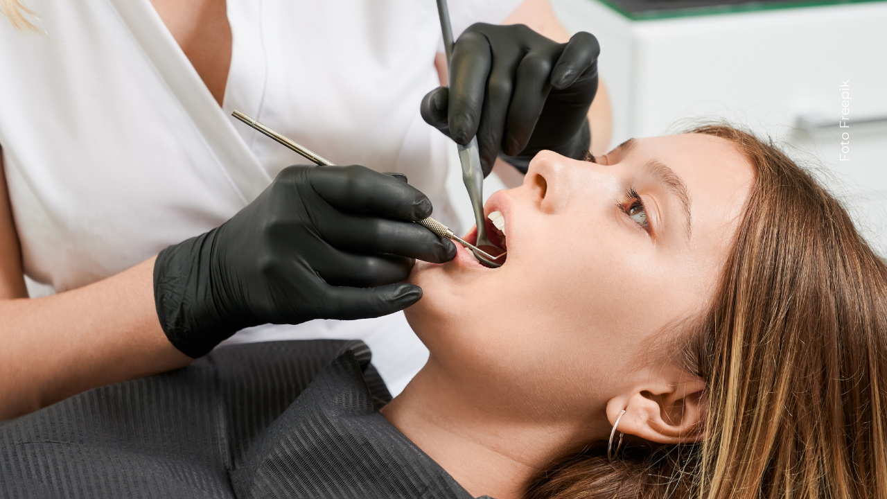 ¡Adiós a las caries! Un descubrimiento promete regenerar tus dientes con un ingrediente inesperado.