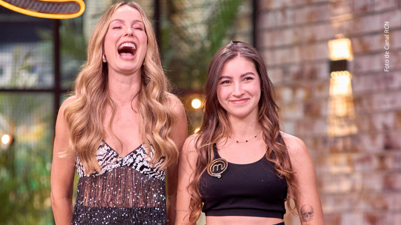Valeria Aguilar y Claudia Bahamón en MasterChef Celebrity 2025.