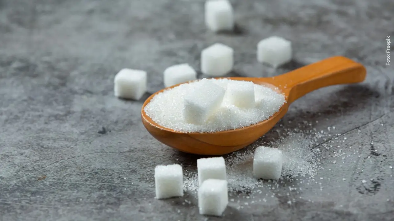 Expertos concluyeron que dejar el consumo de azúcar sí trae grandes beneficios para la salud. Foto / Freepik