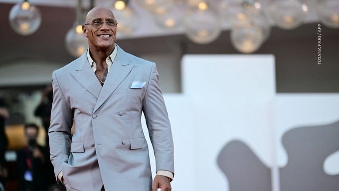 Dwayne ‘La Roca’ Johnson sorprende en Venecia con drástico cambio físico