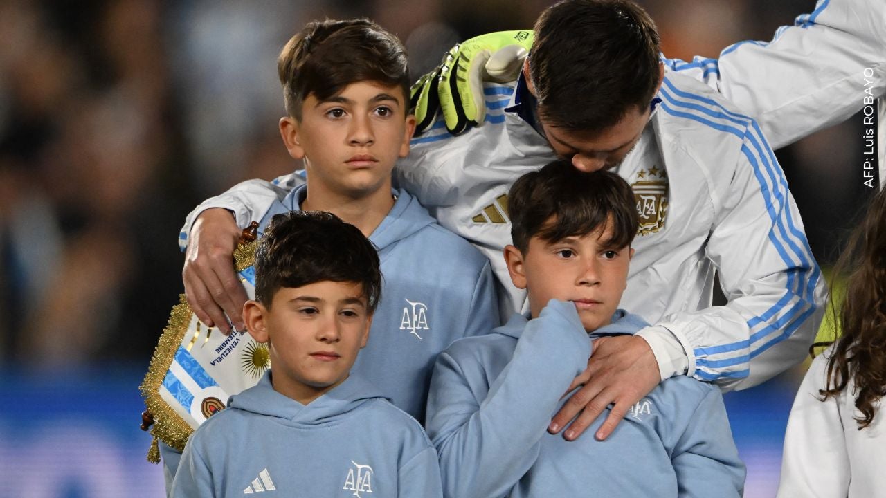 Lionel Messi lloró en su último partido en Argentina