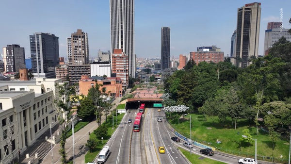 Bienal Internacional de Arte 2025 llega a Bogotá con homenajes y artistas globales: ¿Cuándo es? Bienal Internacional de Arte 2025 llega a Bogotá con homenajes y artistas globales: ¿Cuándo es?