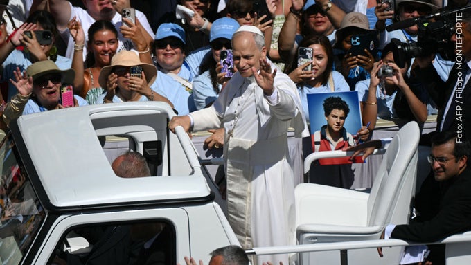 Canonizan al primer santo millenial. La iglesia católica canoniza al primer santo millenial conocido como "el influencer de Dios".