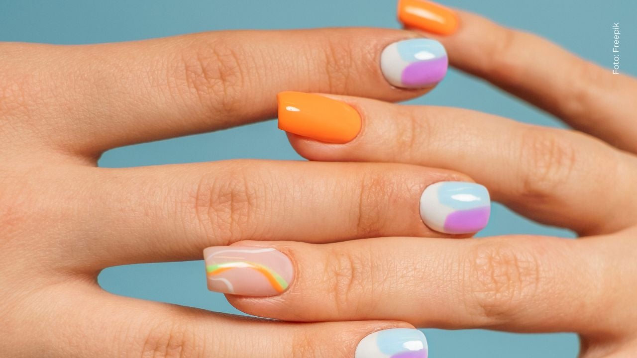Uñas de colores en tendencia 2025