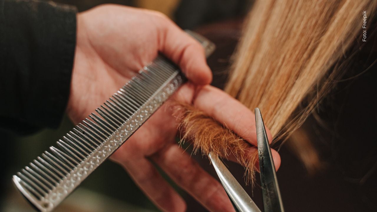 Cortarse el cabello tras una ruptura amorosa