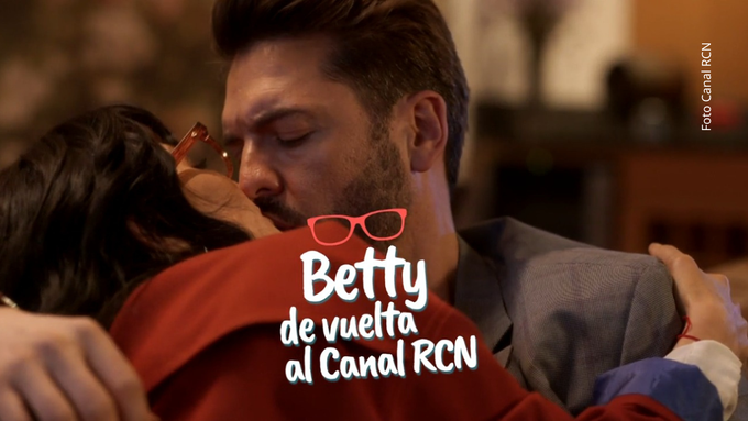 Viejas tensiones, nuevos amores y secretos familiares: Betty la fea, la historia continúa atrapará tu corazón otra vez. Viejas tensiones, nuevos amores y secretos familiares: Betty la fea, la historia continúa atrapará tu corazón otra vez.