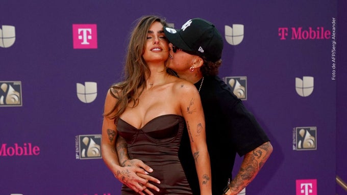 Sale a la luz audio de Isabella Ladera antes del video con Beéle.