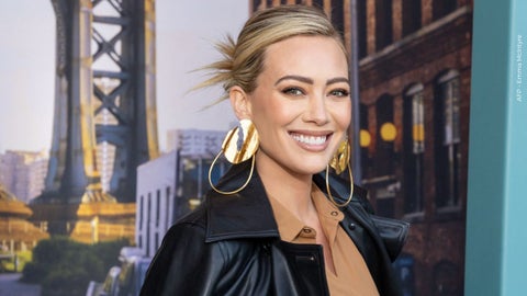 Hilary Duff tiene cuatro hijos y está casada con el cantante y produtor musical, Matthew Koma. Foto: AFP / Emma McIntyre