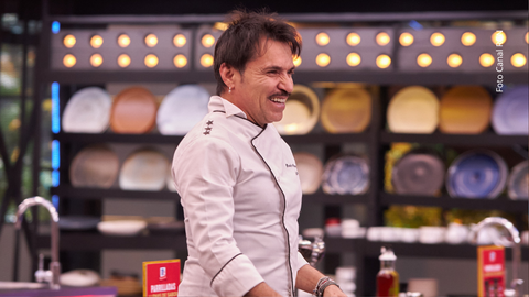 Ramiro Meneses regresó a MasterChef Celebrity y los participantes vivieron un reto de eliminación.