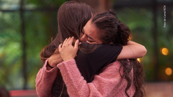 Valeria Aguilar y Valentina Taguado en MasterChef Celebrity 2025.