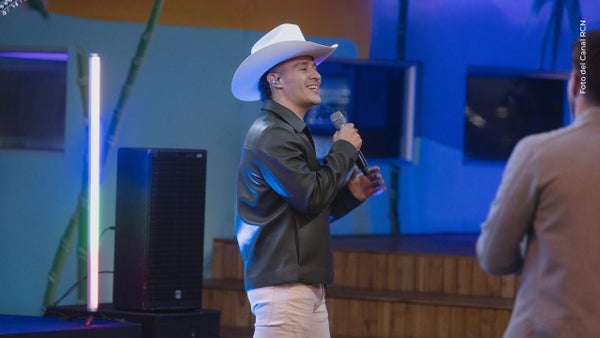 Luis Alfonso sorprendió a sus fans con un nuevo tatuaje ¿Sobre qué es? Luis Alfonso sorprendió a sus fans con un nuevo tatuaje ¿Sobre qué es?