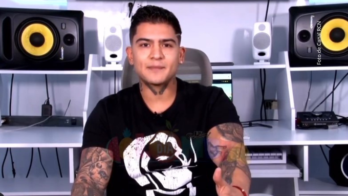 B-King durante una entrevista con Buen día Colombia.