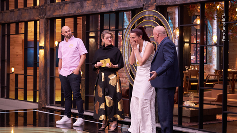 Violeta Bergonzi arriesgó en MasterChef con una receta inesperada y terminó quedándose con la ventaja de la noche.
