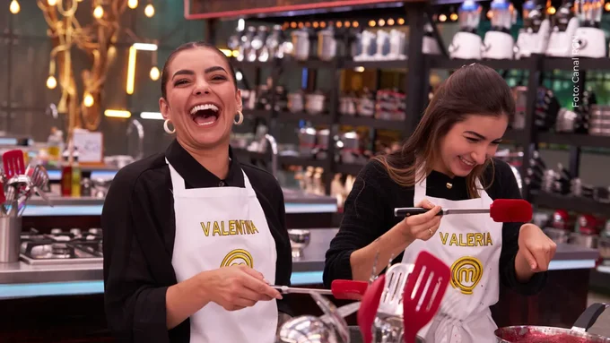 El hermoso regalo que Valentina Taguado le dio a Valeria Aguilar. Valeria Aguilar presume el regalo que le dio Valentina Taguado