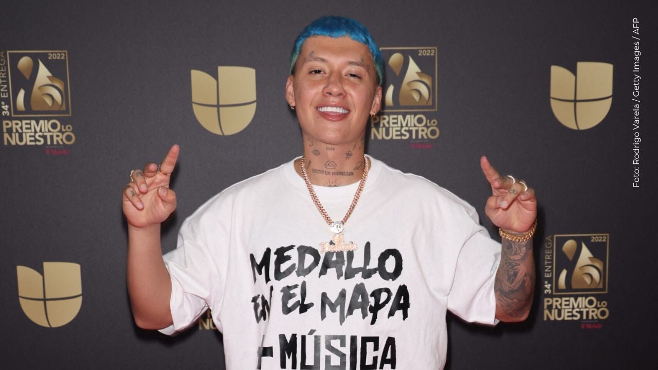 Blessd pone el ritmo en la alfombra roja del Balón de Oro 2025
