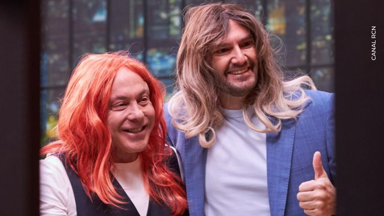 Jorge Rausch y Nicolás de Zubiría con pelucas en MasterChef Celebrity