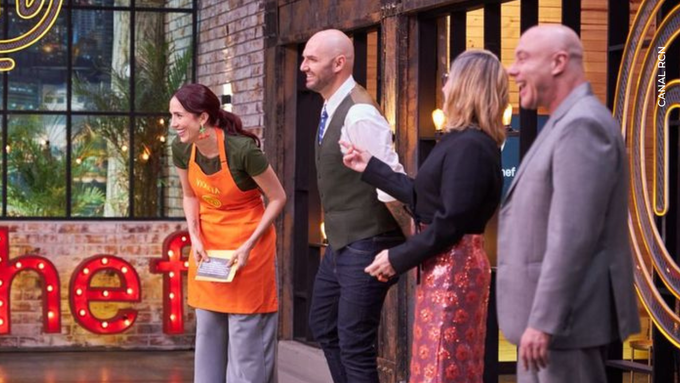 Violeta Bergonzi gana con el equipo naranja en MasterChef Celebrity Violeta Bergonzi en MasterChef Celebrity