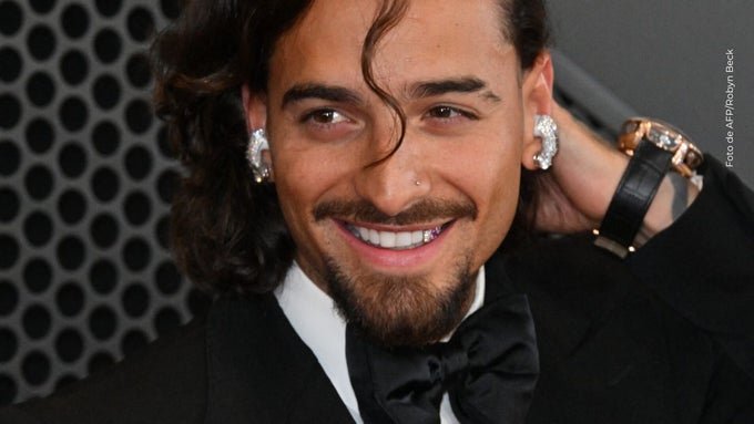 Westcol sorprendido al ser confundido con Maluma Westcol fue confundido con Maluma en Medellín