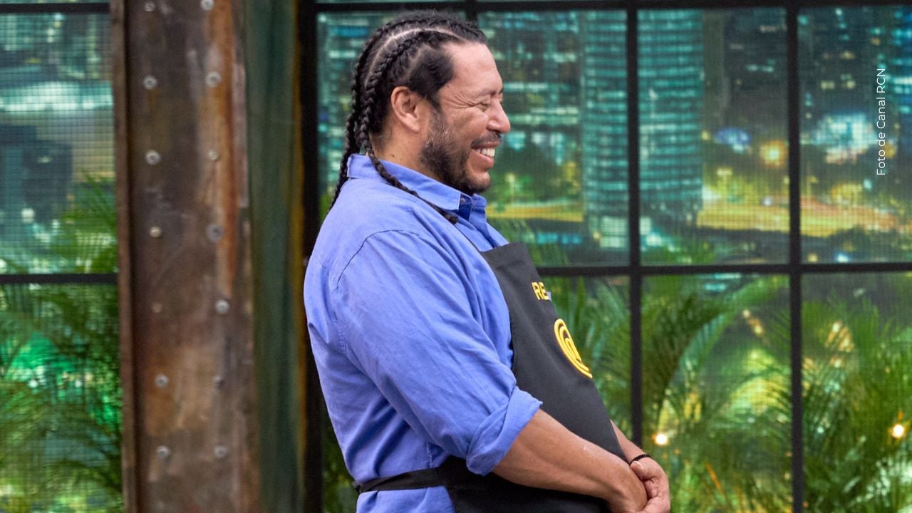 René Higuita conoce a su doble bumangués.