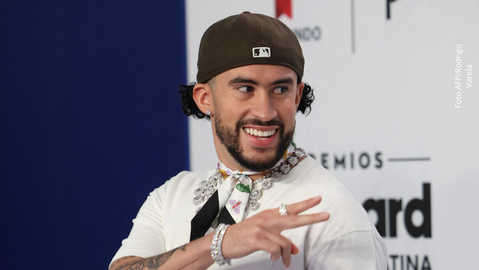 Bad Bunny admitió que el diseño de sonrisa fue el peor error de su vida.