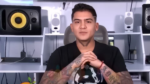 Mánager de B-King desempolvó video de él con un policía