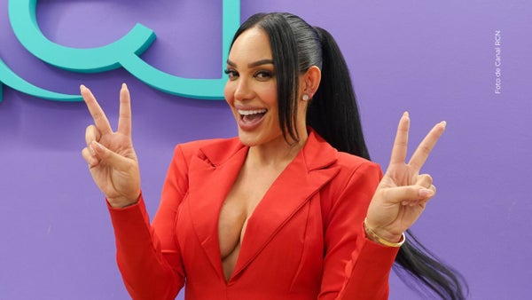 Andrea Valdiri entrena y muestra por qué muchos creen que tiene ventaja sobre Yina Calderón | Video