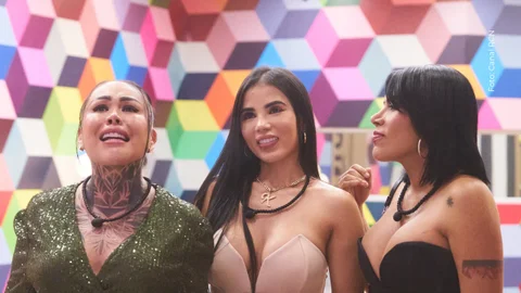 Teorías sobre la relación de Yinsa Calderón y Karina García