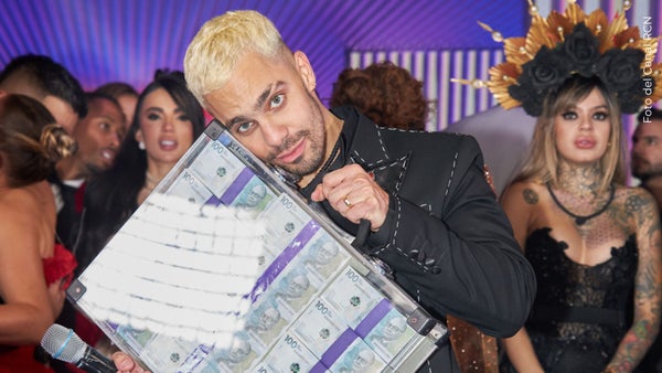 Altafulla sorprende con baile junto a Juan Duque: “por fi, bebé, no te vayas”