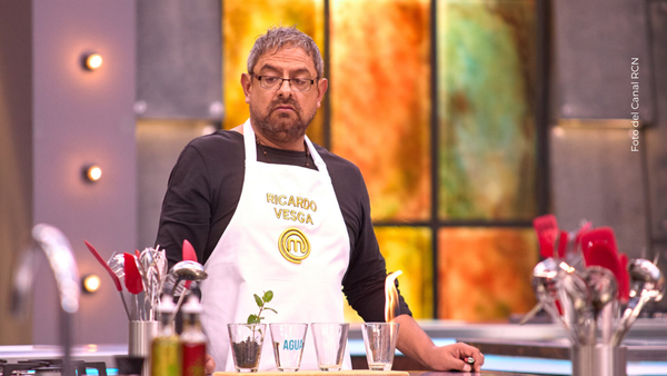Participantes de MasterChef se rebelan contra Ricardo Vesga en la recta al Top 10, ¿no lo soportan?