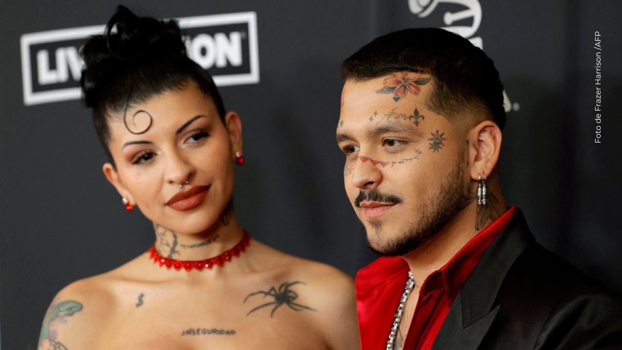 Nodal junto a Cazzu en los Grammys.