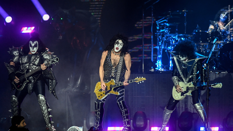 Reconocido integrante de Kiss causa preocupación tras grave accidente: esto se sabe
