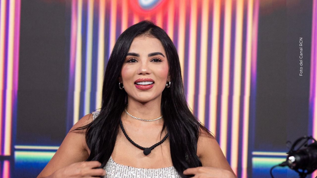 Karina García se prepara para el Stream Fighters 4.