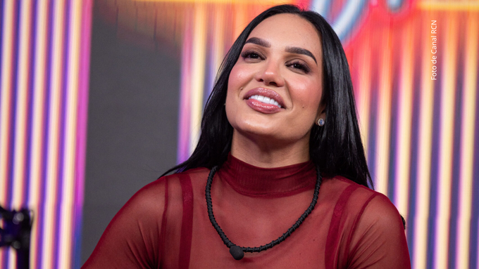 Andrea Valdiri reveló la millonaria suma que debe pagar si no se presenta en Stream Fighters Andrea Valdiri en el after de La casa de los famosos Colombia 2025.