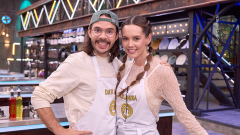 Alejandra Ávila y David Sanín en MasterChef Celebrity 2025.