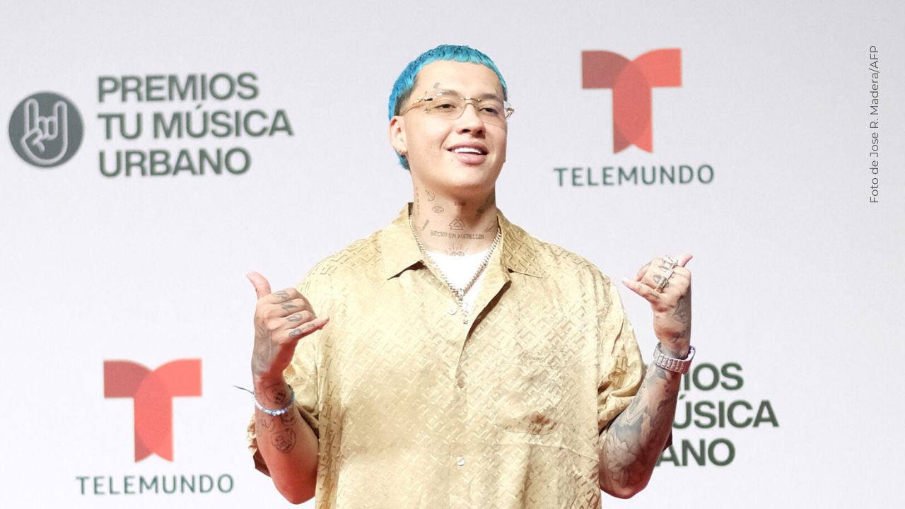 La novia de Blessd elige entre Karina García y Karely Ruiz.