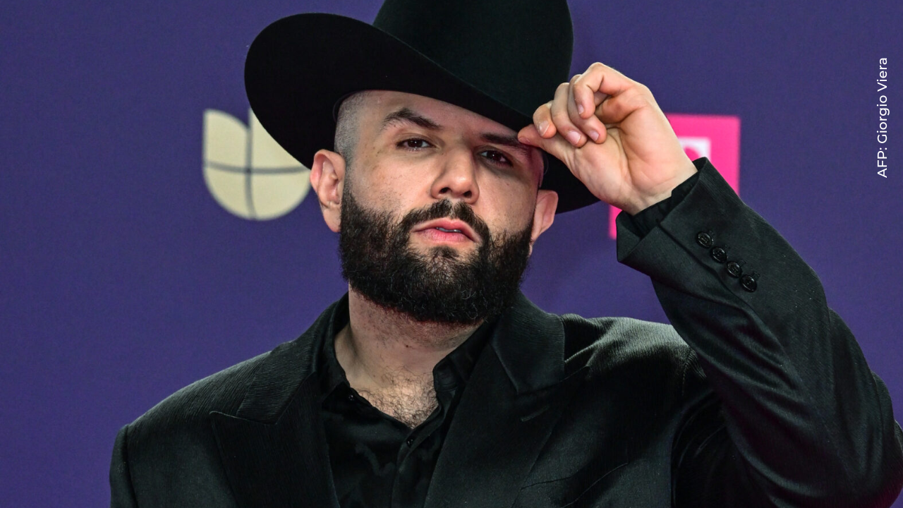 Carin Leon en los Latin Grammy