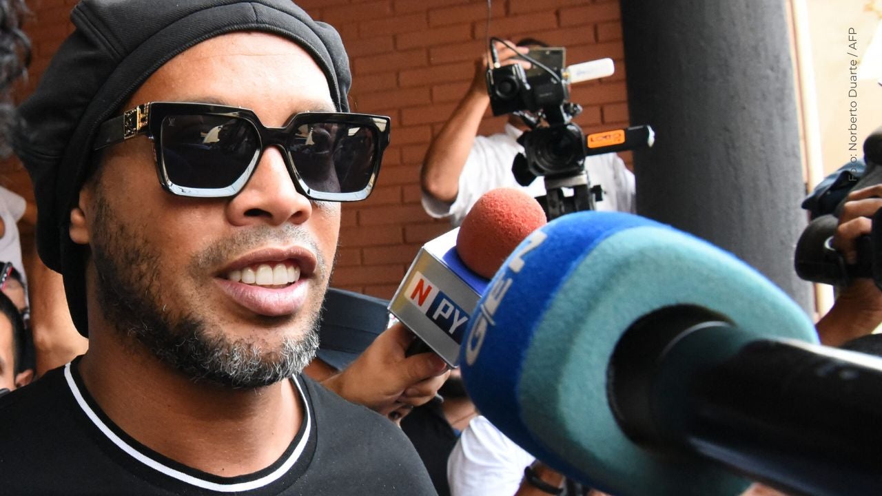 Ronaldinho lanzó su nuevo álbum musical: “Bruxaria 051”