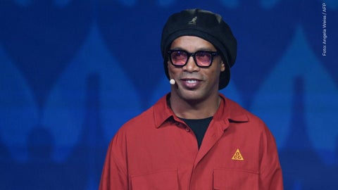 Ronaldinho lanzó su nuevo álbum musical: “Bruxaria 051”