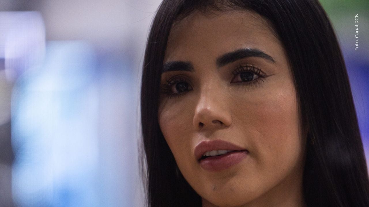 Karely Ruiz diciendo que quiere ser amiga de Karina García