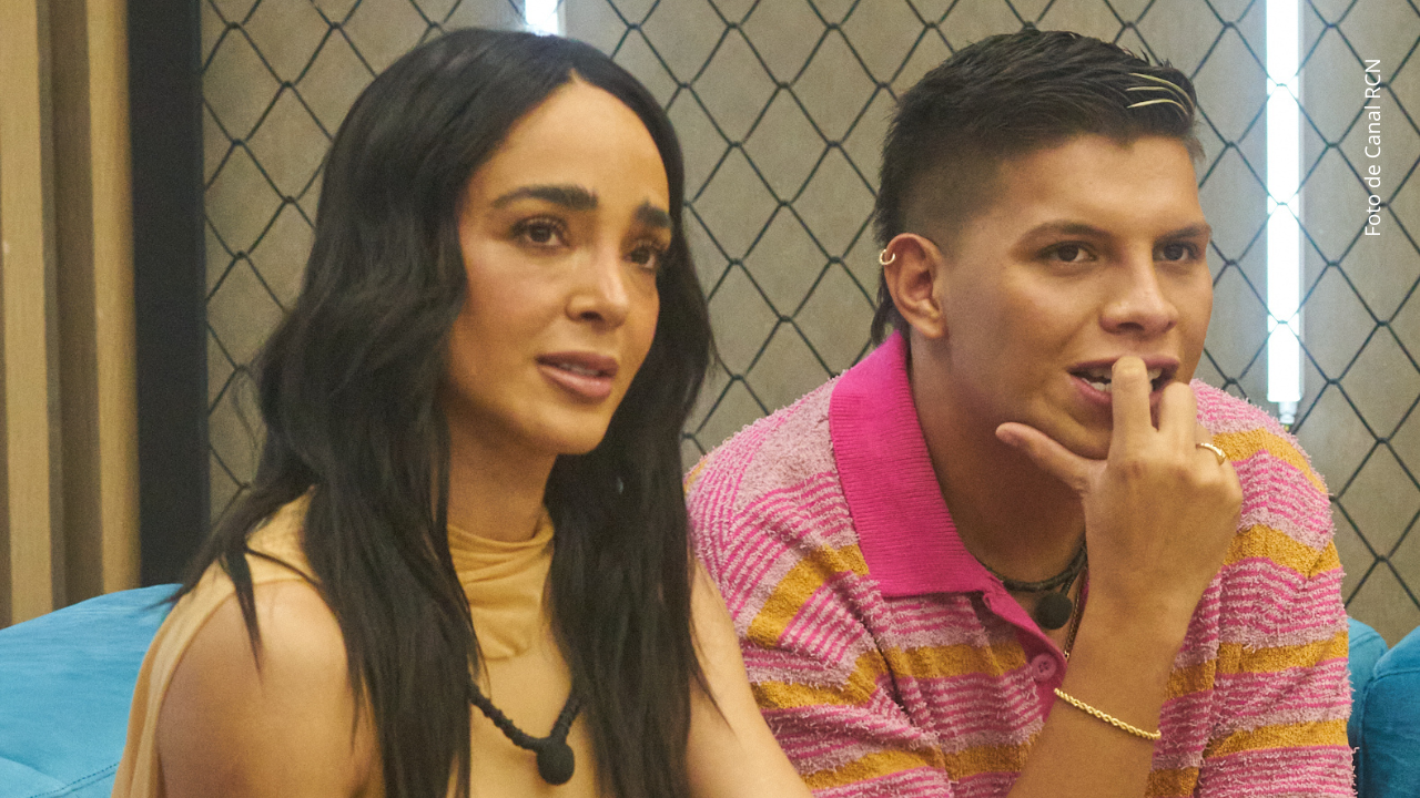 Manelyk González y Emiro Navarro en La casa de los famosos Colombia 2025.