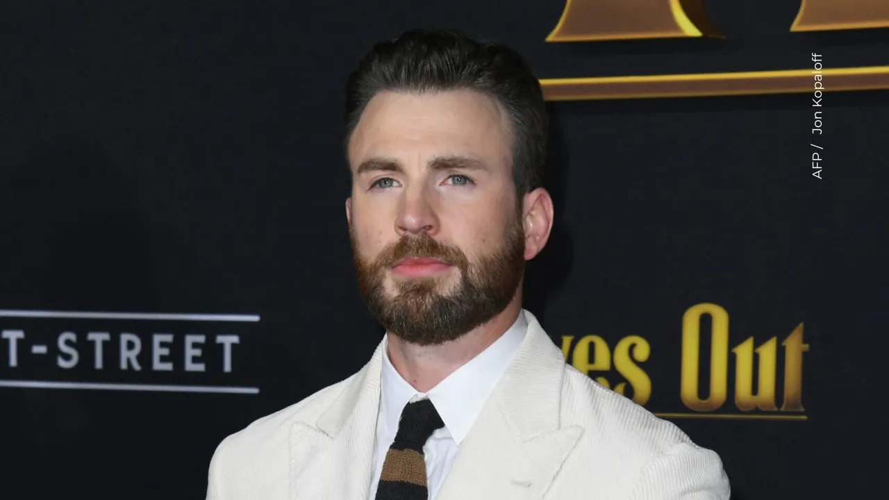 Nace el primer hijo de Chris Evans