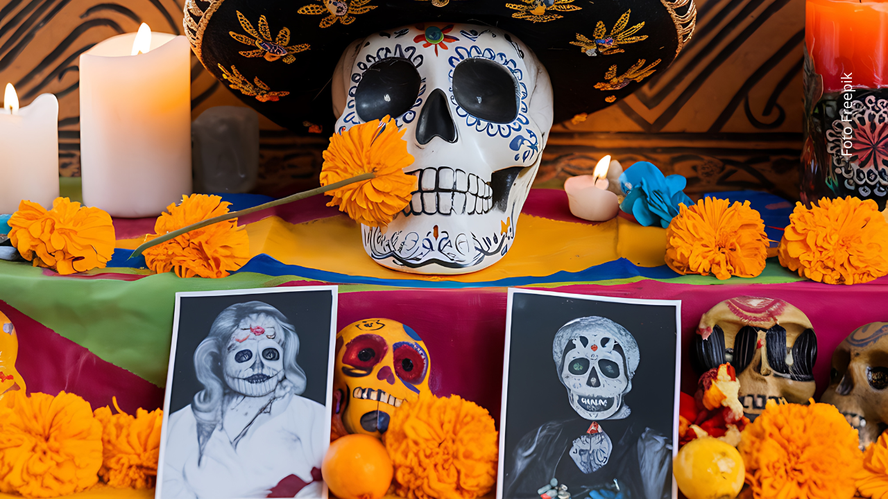 Victoria Ruffo compartió un mensaje lleno de amor en memoria de su madre, Guadalupe Moreno Herrera. Victoria Ruffo compartió un mensaje lleno de amor en memoria de su madre, Guadalupe Moreno Herrera.