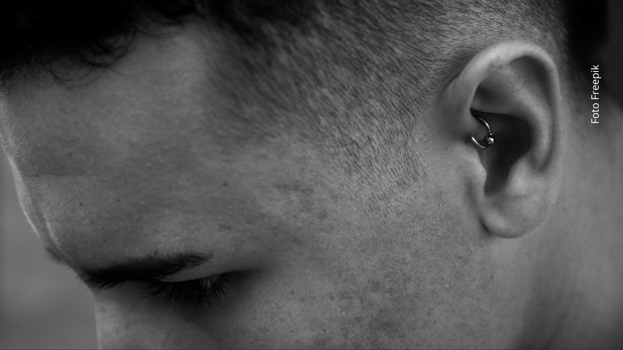 Tulio Zuluaga reveló a sus seguidores que perdió la audición del oído izquierdo, una noticia que causó preocupación en redes sociales. Tulio Zuluaga reveló a sus seguidores que perdió la audición del oído izquierdo, una noticia que causó preocupación en redes sociales.