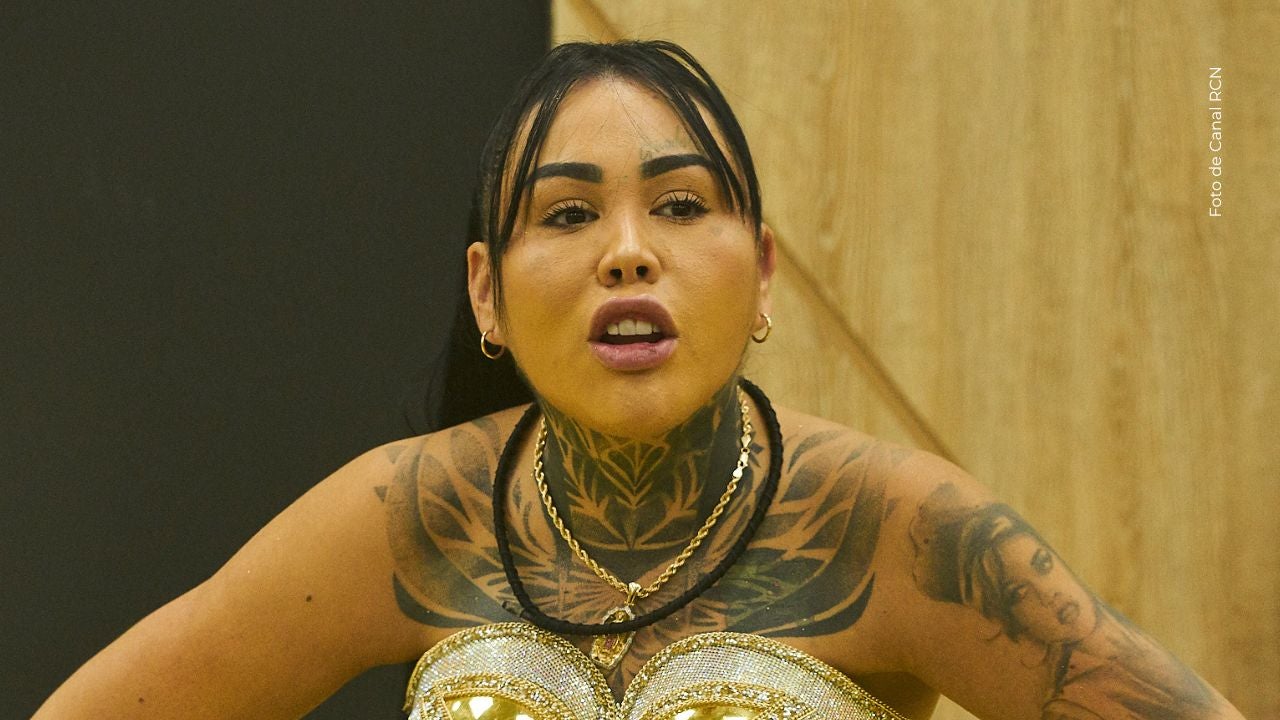 Claudia Calderón muestra a su cuñado.