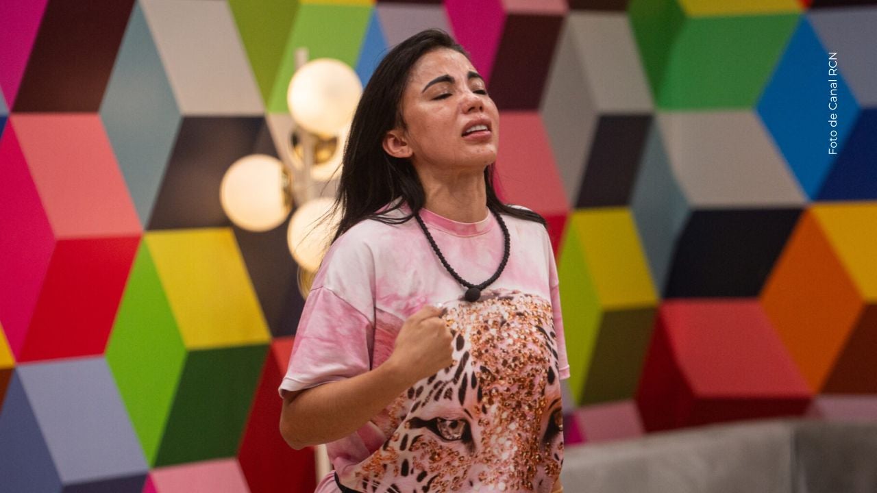 Karina García llora en el reality internacional. Karina García llora en el reality internacional.