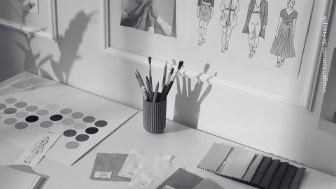 Falleció importante diseñador de modas que trabajó con Gloria Trevi y tenía una orden de captura reciente por una grave acusación.