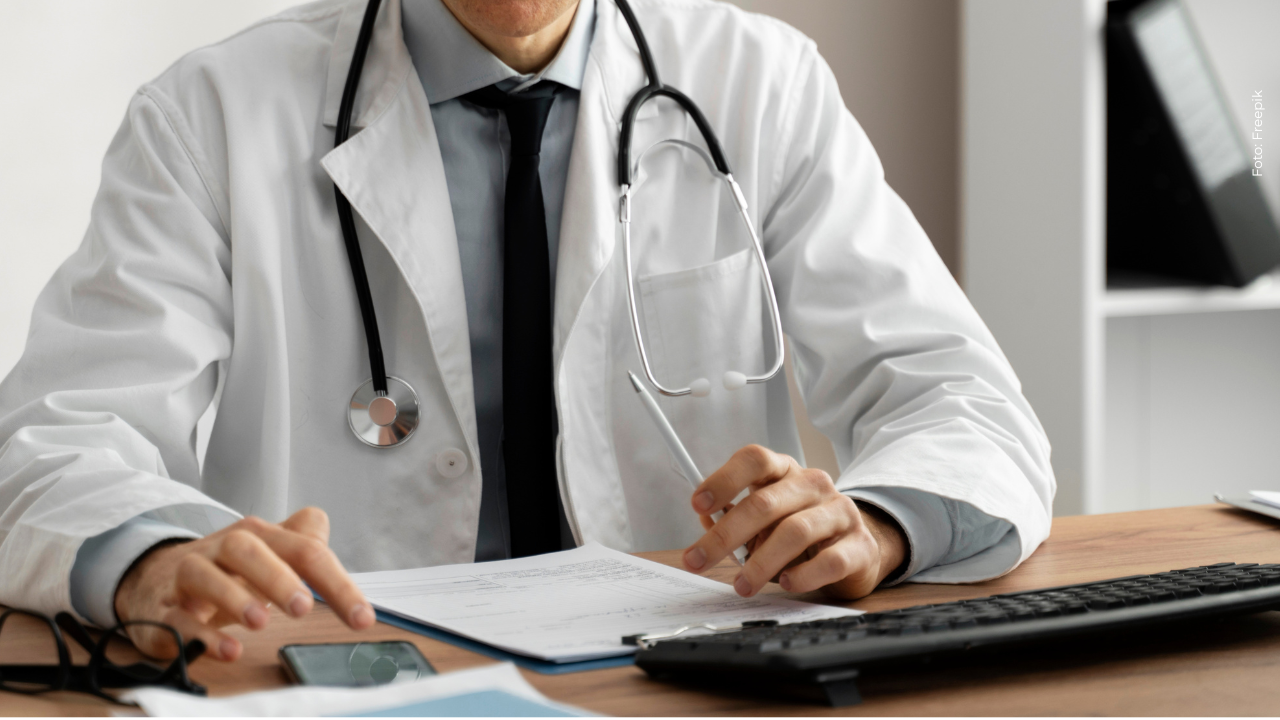 Reconocido influenciador causa preocupación por su grave estado de salud: “Estoy angustiado”